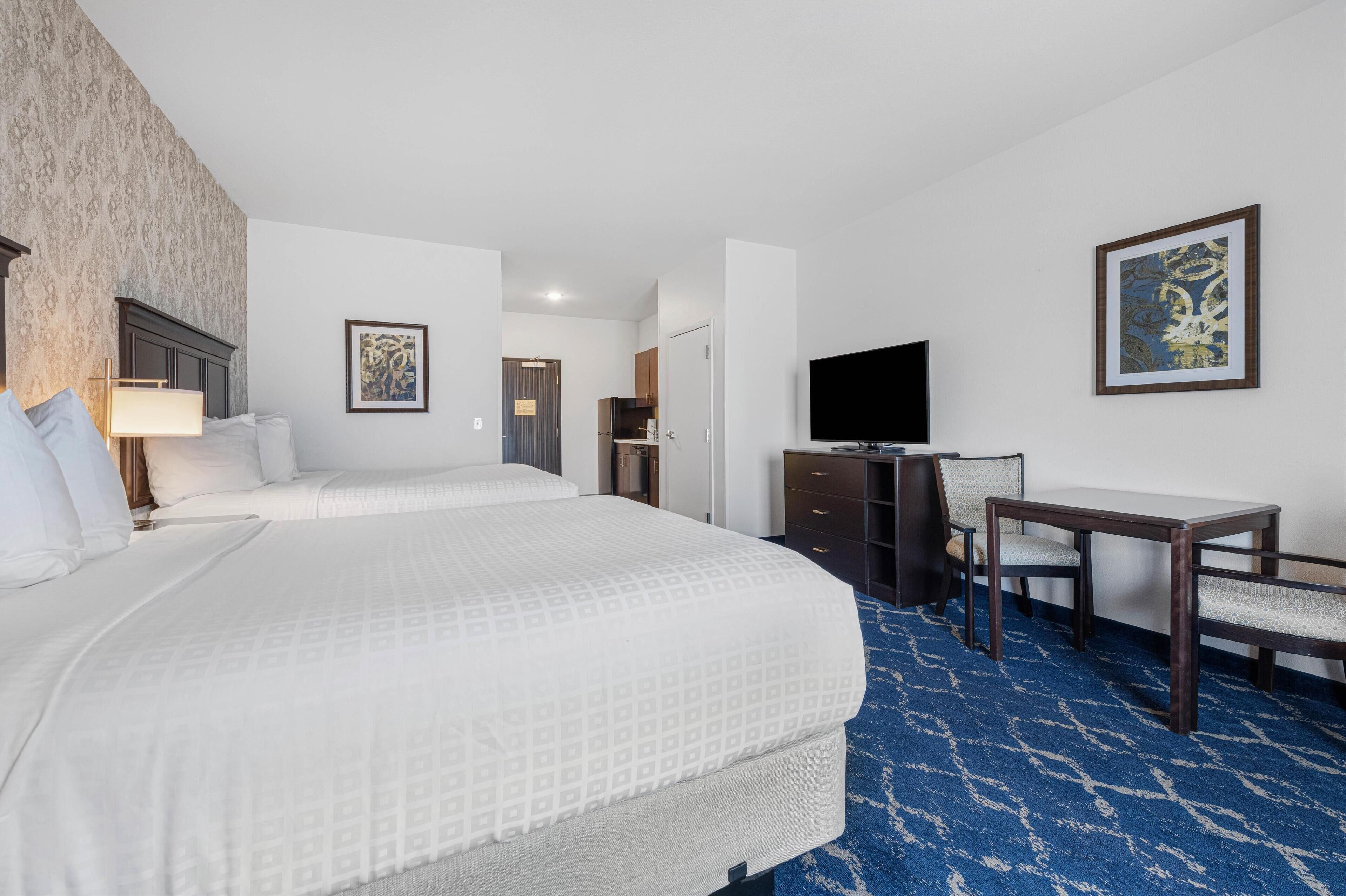 standard room, 2 queen beds, non smoking | room amenity
