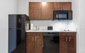 Standard Room, 2 Queen Beds, Non Smoking | Room amenity