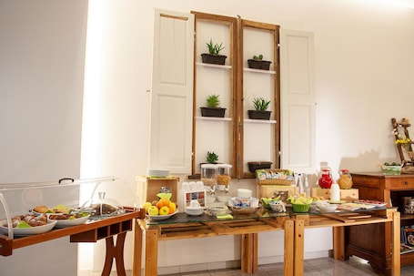 Daily buffet breakfast (EUR 5.00 per person)
