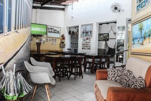 TV 28-inch có truyền hình cáp 