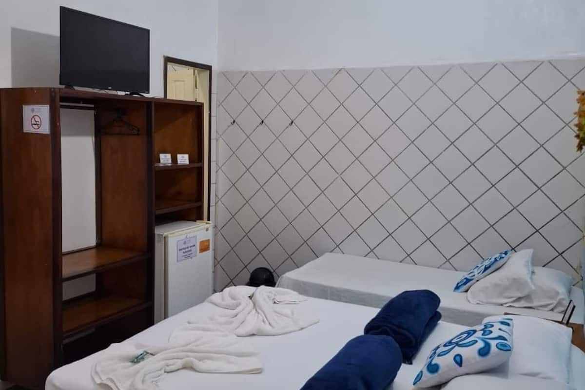 Standard triple room - 1 double bed and 1 single bed | Room amenity