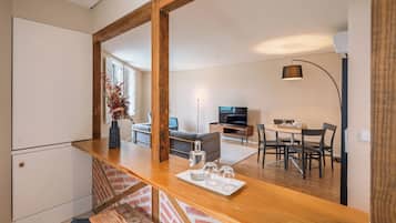 Standard Apartment, 2 Bedrooms (6) | Private kitchen