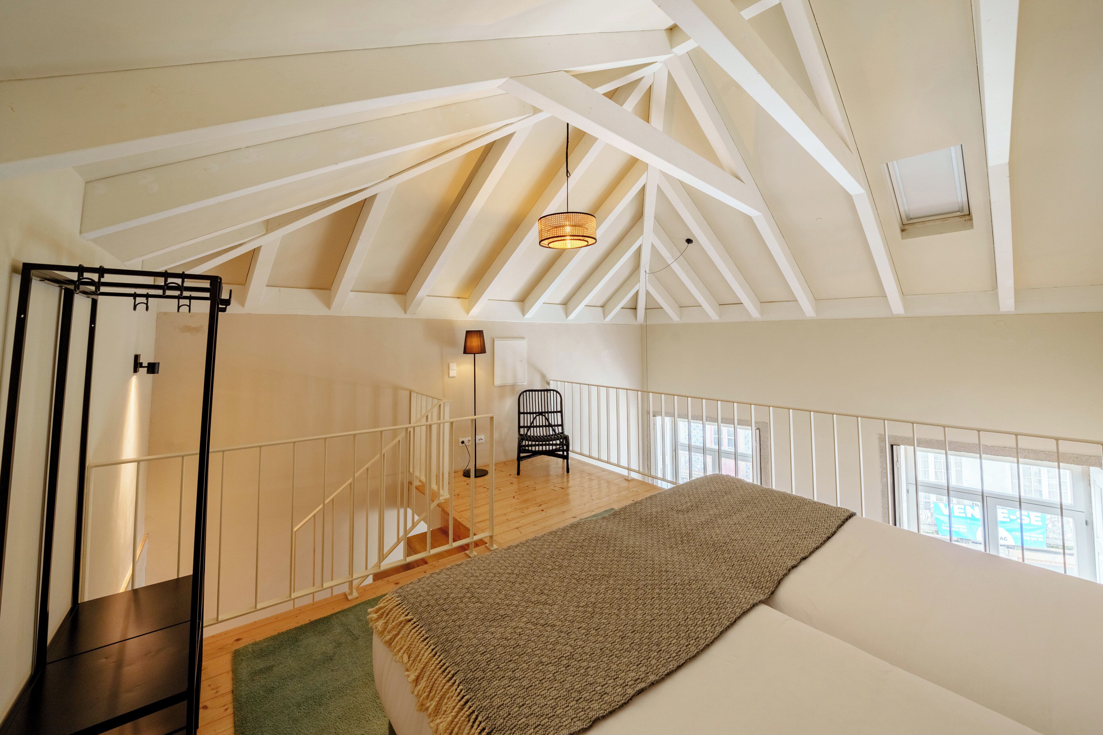 Deluxe Duplex, 1 Bedroom, Mezzanine (4)