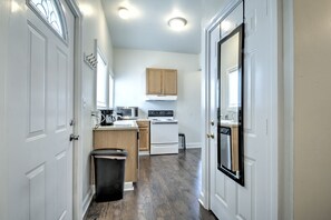 Private kitchen - Capitol Hill Apartments (Seattle)