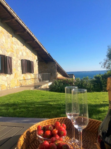 Luxury Villa with Views of Lake Bracciano, Available During Holidays