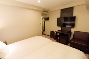 40-inch LCD TV with digital channels, TV, streaming services - JR WEST GROUP VIA INN NAGOYA EKIMAE TSUBAKICHO (Nagoya)