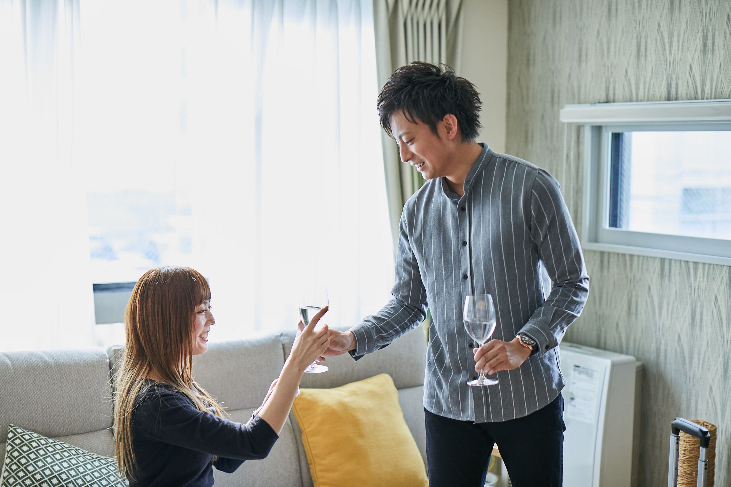 办公桌、免费 WiFi