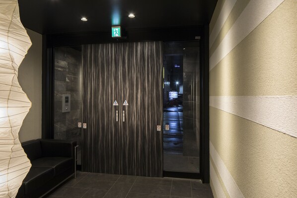 内部エントランス