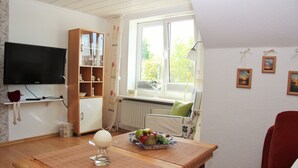 Unclassified image, 4 of 21, button - Cozy apartment with maritime charm (Langenhorn)