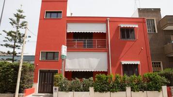 Fachada del alojamiento