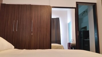 Suite Studio Familiale, 1 chambre | 1 chambre, fer et planche à repasser, Wi-Fi gratuit