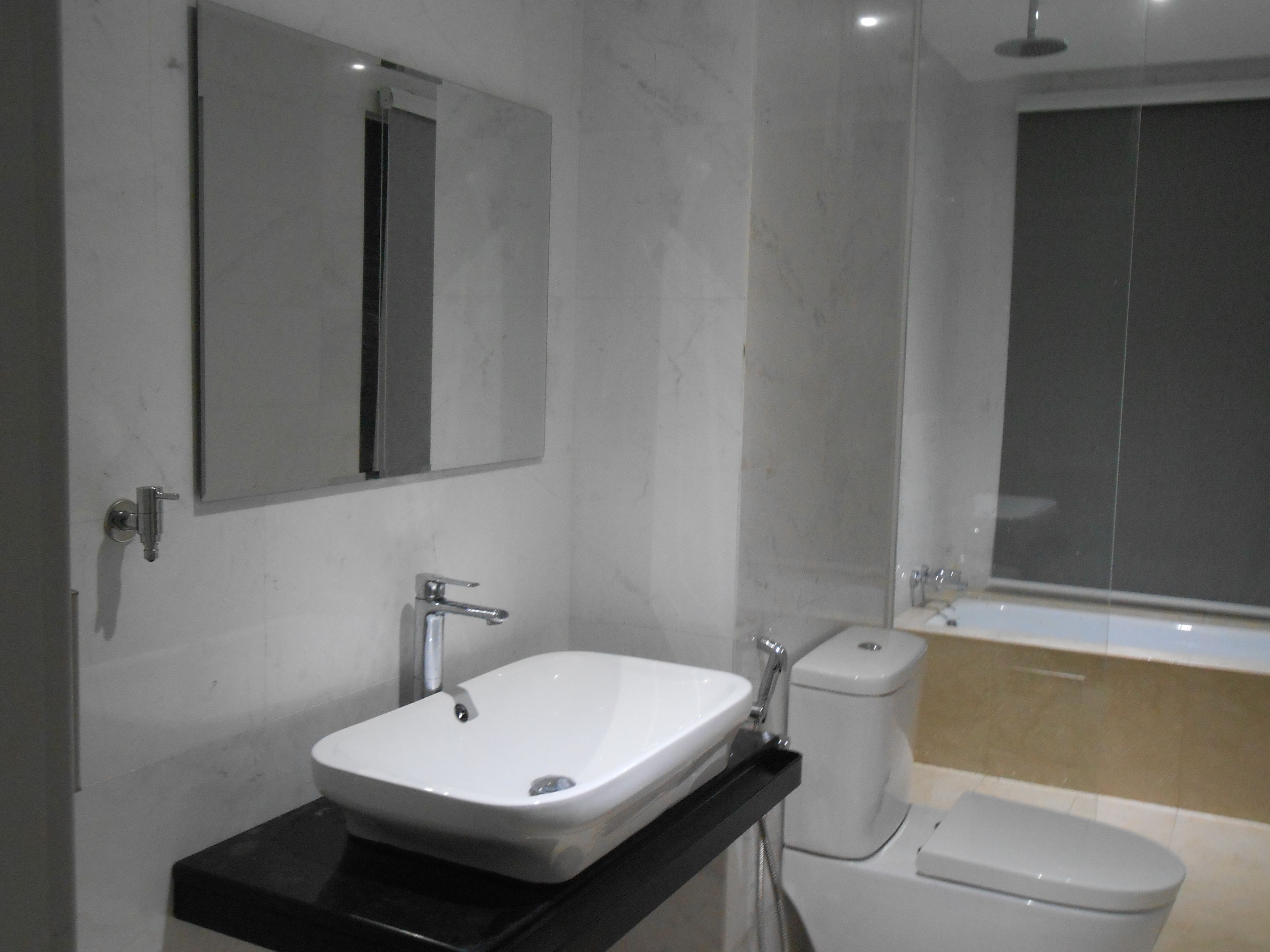 Family Studio Suite, 1 Bedroom | Bathroom sink