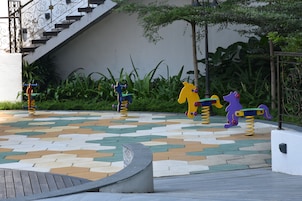 Zona de juegos infantil al aire libre