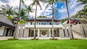 Bagian depan properti