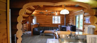 แคเนเดียน ล็อก คอทเทจ ทากิทาโระ