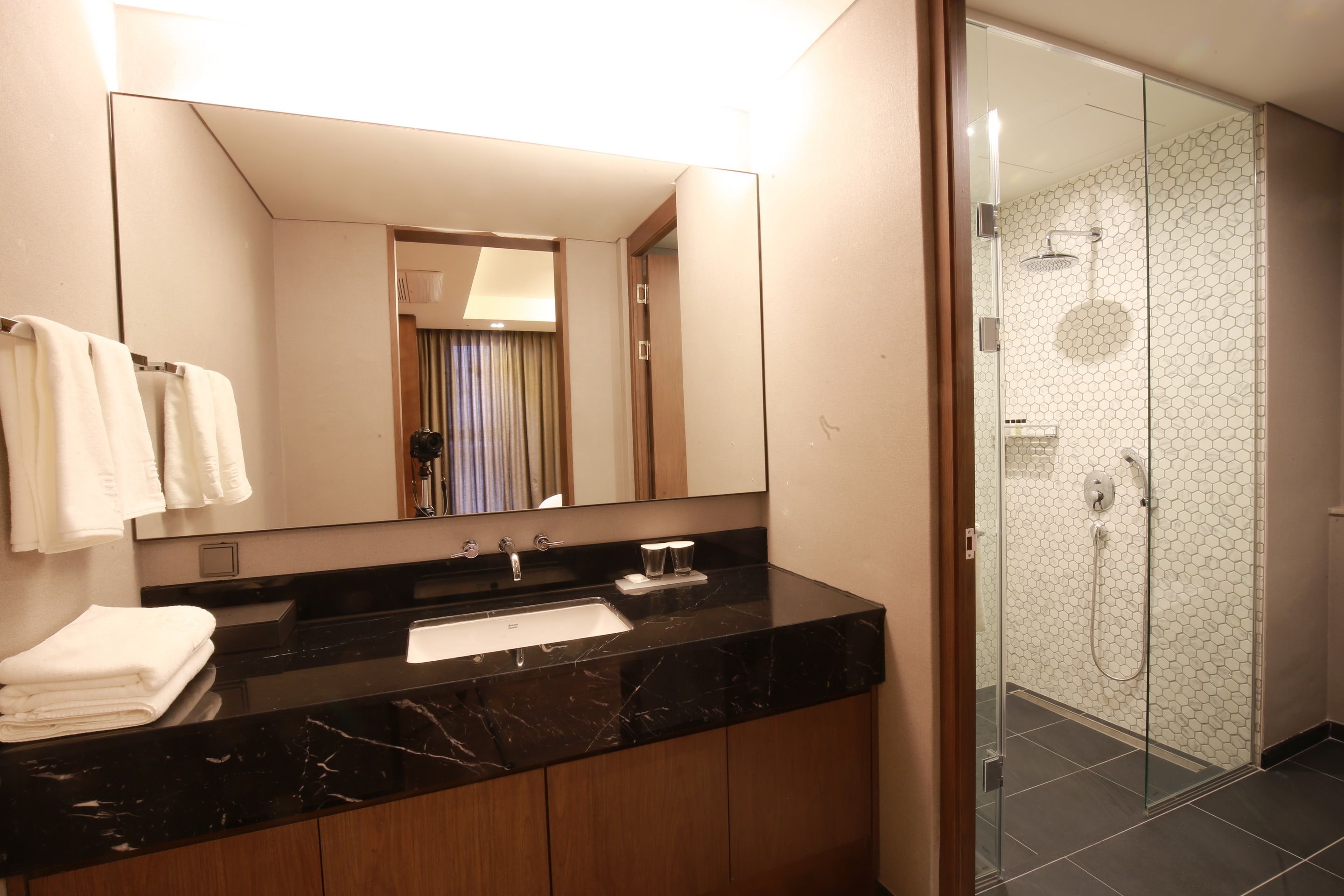 royal suite | bathroom | hair dryer, bathrobes, slippers, bidet