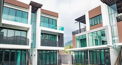 Hermitage Boutique House