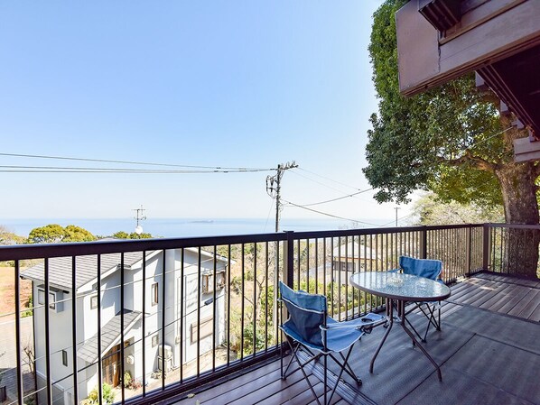 Cottage | Balcony - Seaside Resort Minami Atami Ichibankan (Atami)