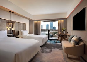 Grand Room, 2 Single Beds, City View | Minibar, in-room safe, desk, blackout curtains - Sari Pacific Jakarta, Autograph Collection (Jakarta)