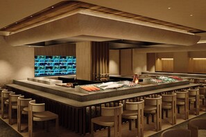 2 restaurants; breakfast, lunch, and dinner served - Sari Pacific Jakarta, Autograph Collection (Jakarta)