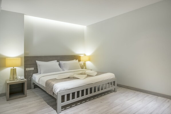 Kamar Deluks | Minibar, brankas, Wi-Fi gratis, dan seprai linen