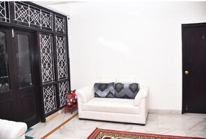 Área de estar no saguão