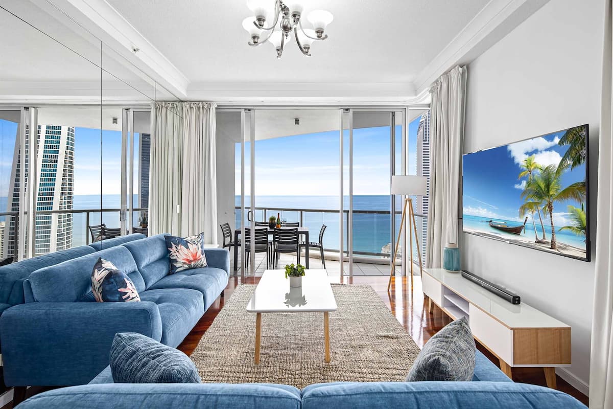 Premium-Apartment, 3 Schlafzimmer, 2 Bäder, Meerblick | Wohnbereich