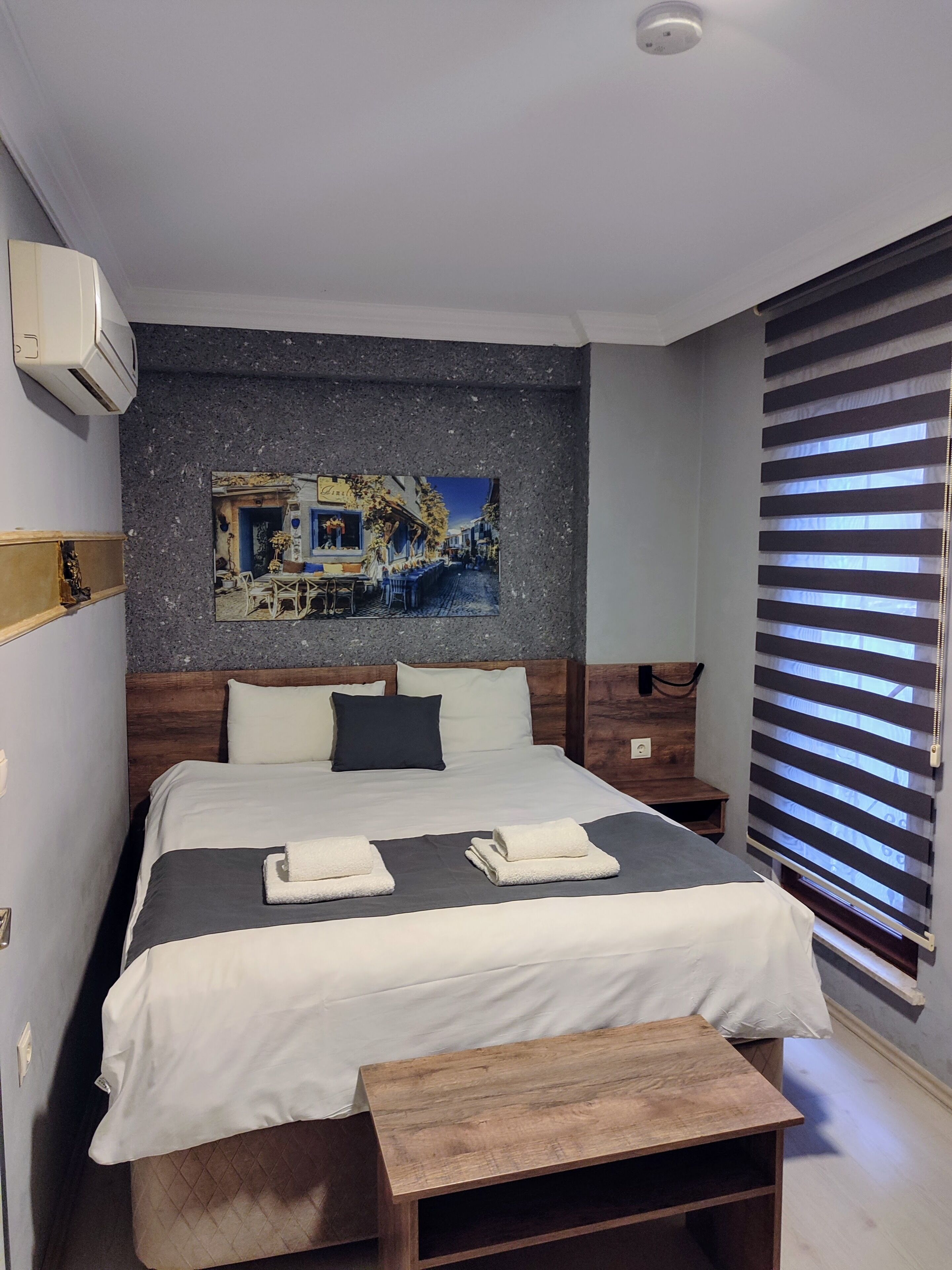 Familien-Vierbettzimmer, Mehrere Betten | Hochwertige Bettwaren, schallisolierte Zimmer, kostenloses WLAN