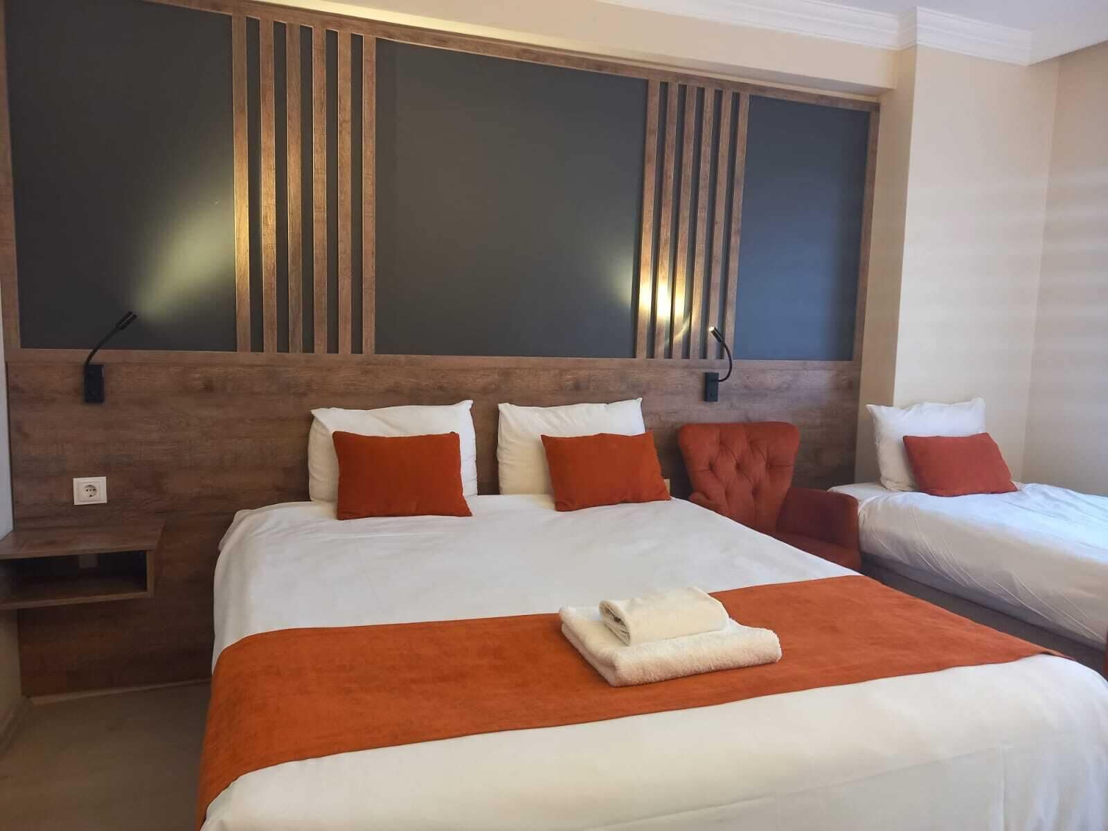 premium bedding, soundproofing, free wifi, bed sheets