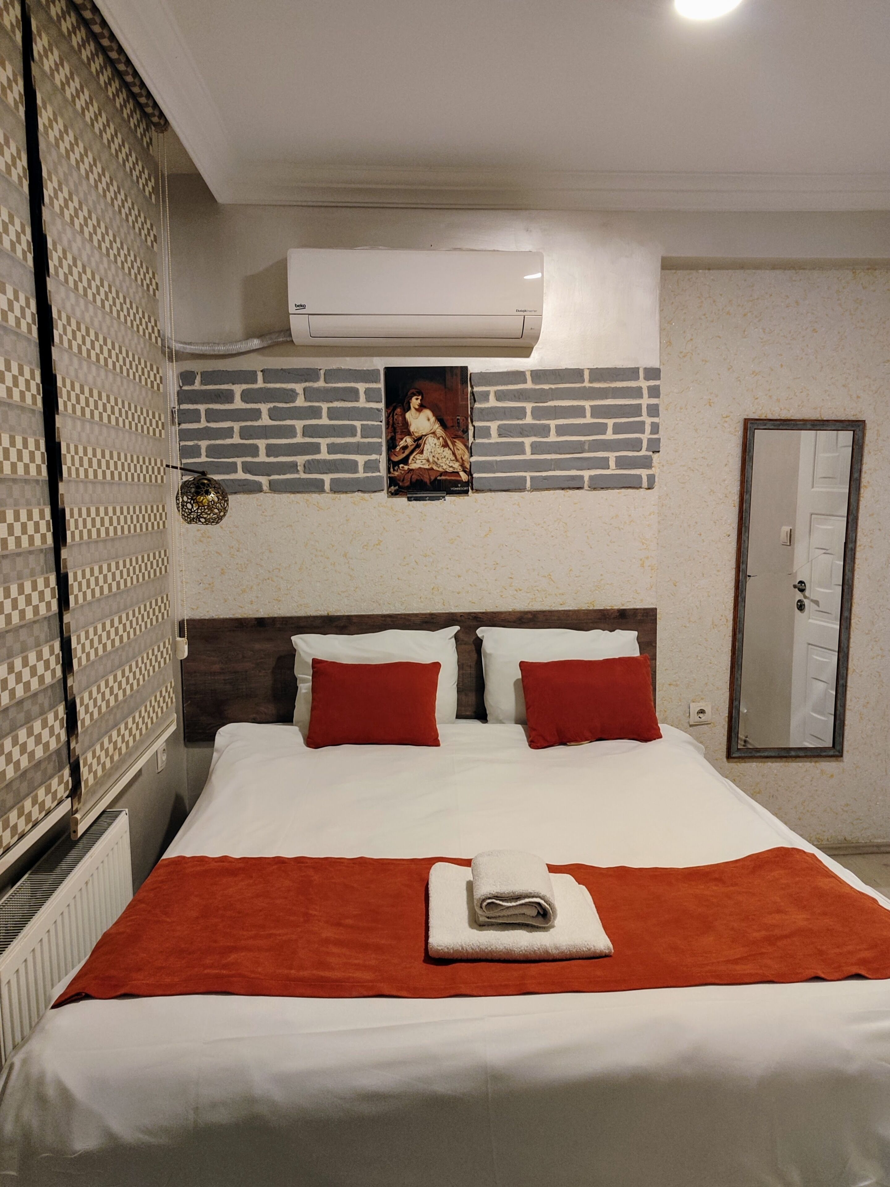 Economy-Doppelzimmer, 1 Doppelbett | Hochwertige Bettwaren, schallisolierte Zimmer, kostenloses WLAN