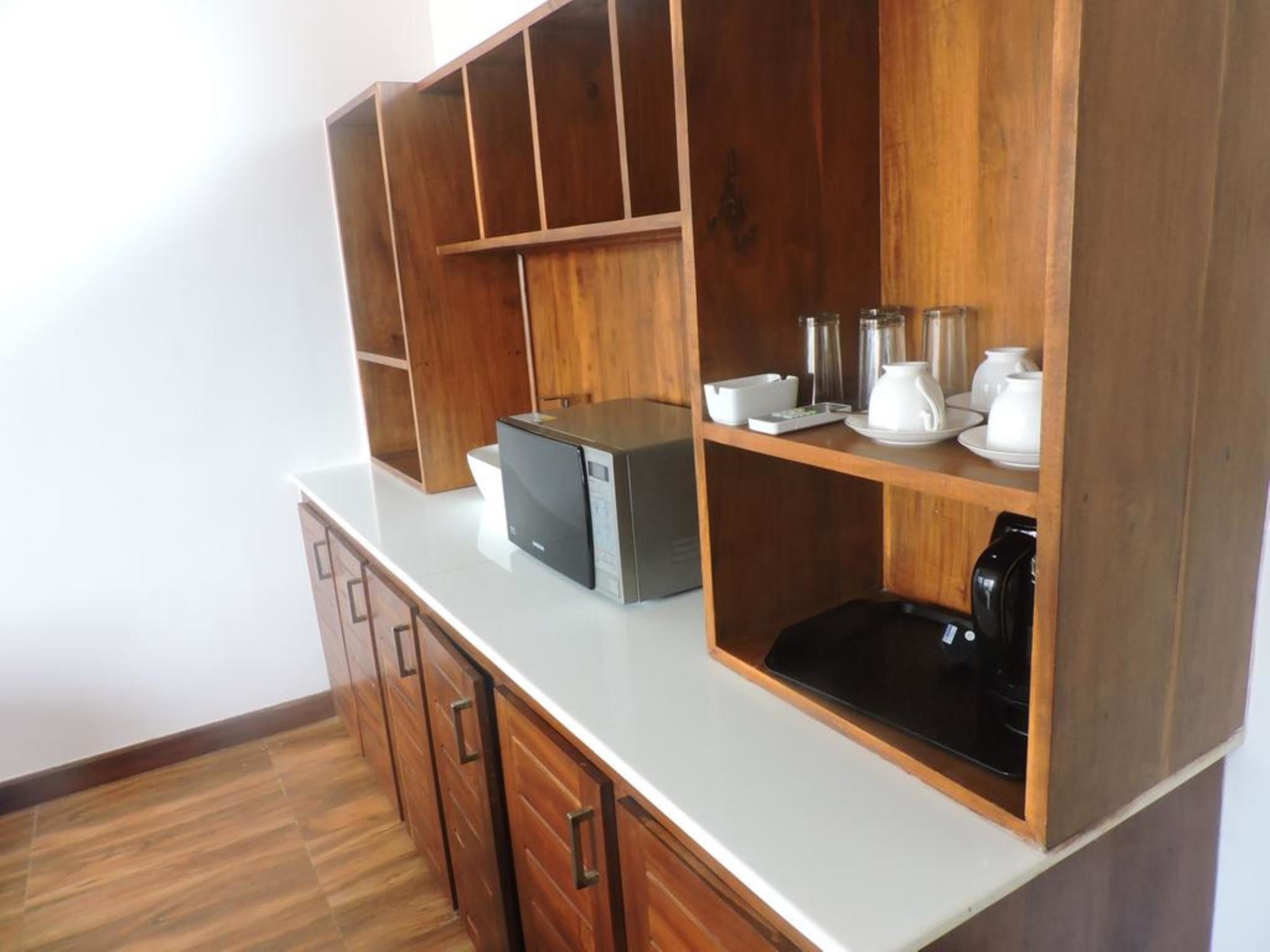 family suite, jetted tub, sea view | room amenity