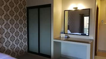 Deluxe Double Room, Balcony | Room amenity