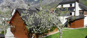 Apartments Mrakič