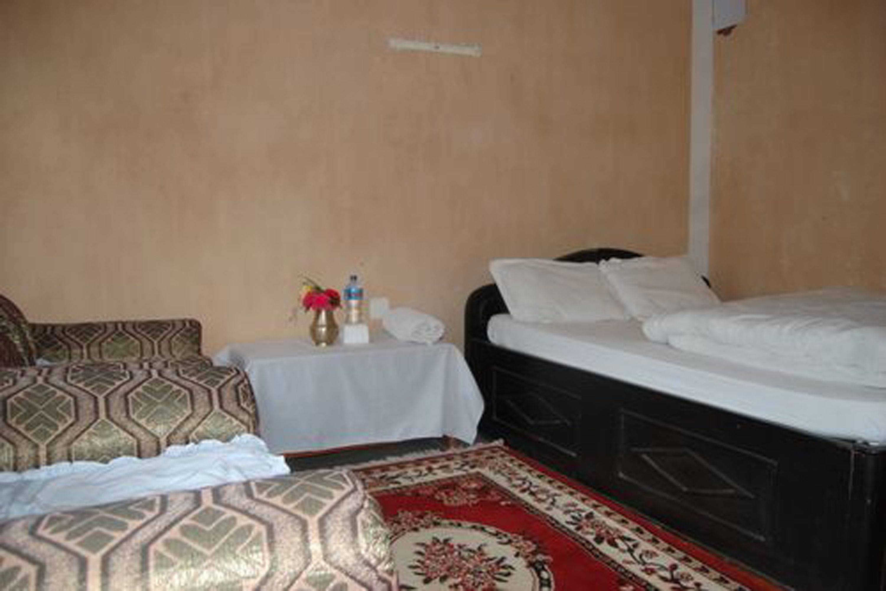 Single Room, 1 King Bed | Premium bedding, WiFi (free)