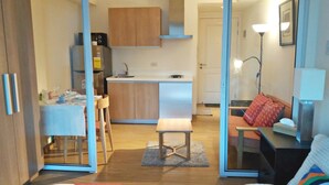 1 Bedroom Suite | Living area - Shir Hub at Azure Urban Residences (Parañaque)