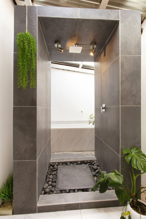 Chambre Familiale | Salle de bain