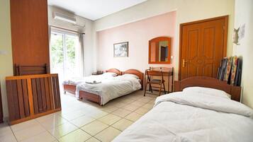 Studio, Balcony, Mountain View (Triple) | Soundproofing, iron/ironing board, free cots/infant beds, free WiFi