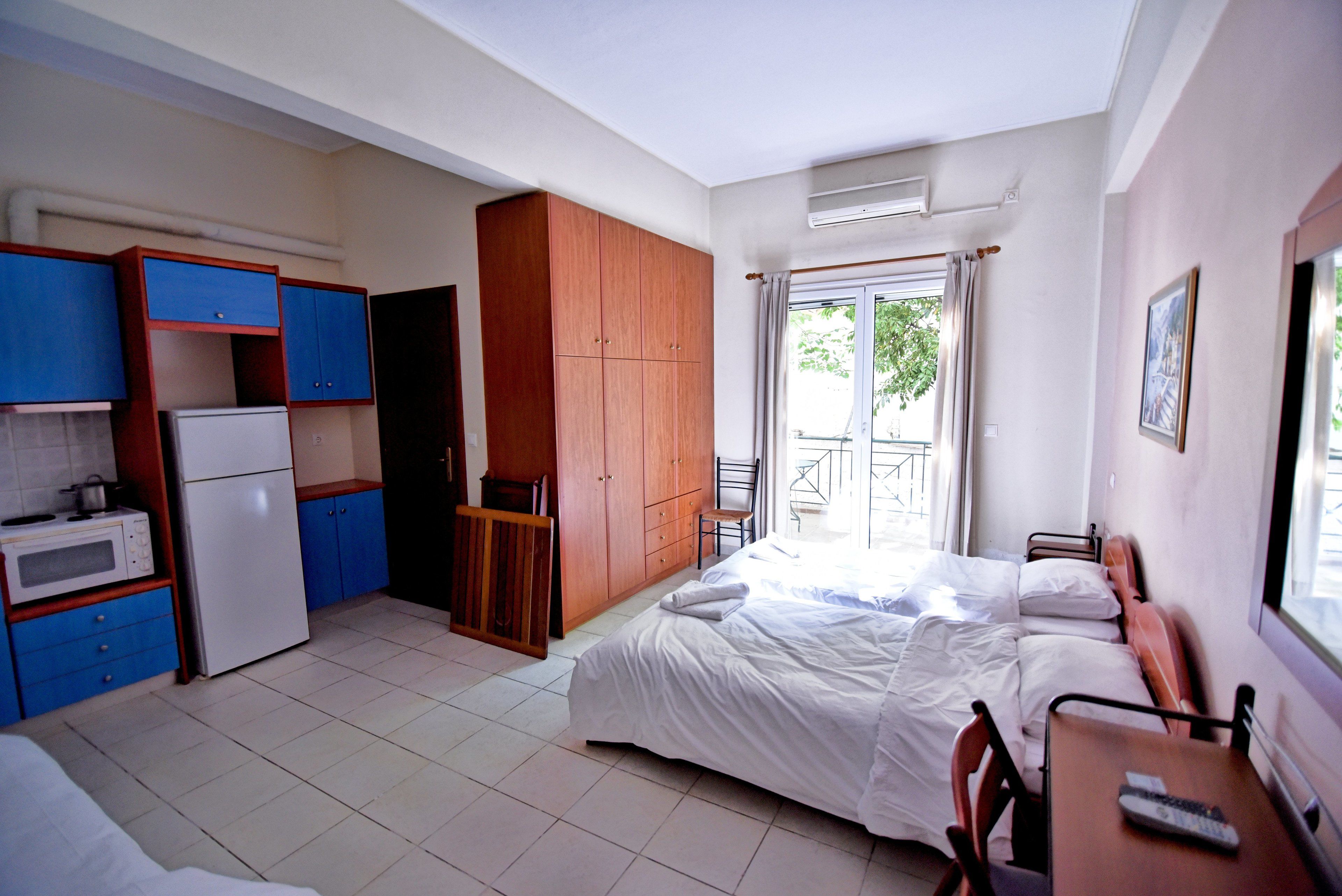 Soundproofing, iron/ironing board, free cots/infant beds, free WiFi