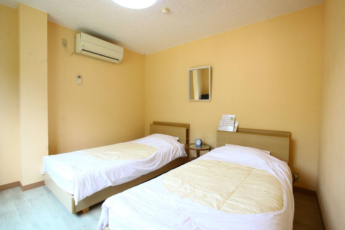 Western Style Room, Non Smoking | Free WiFi, bed sheets