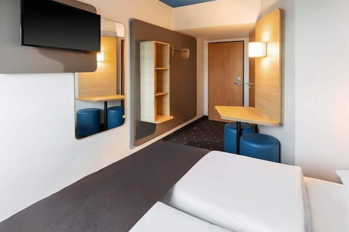 Chambre Double | Bureau, chambres insonorisées, draps fournis