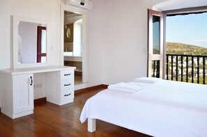 Villa | 4 soverom, skrivebord, strykejern/-brett og wi-fi (inkludert)