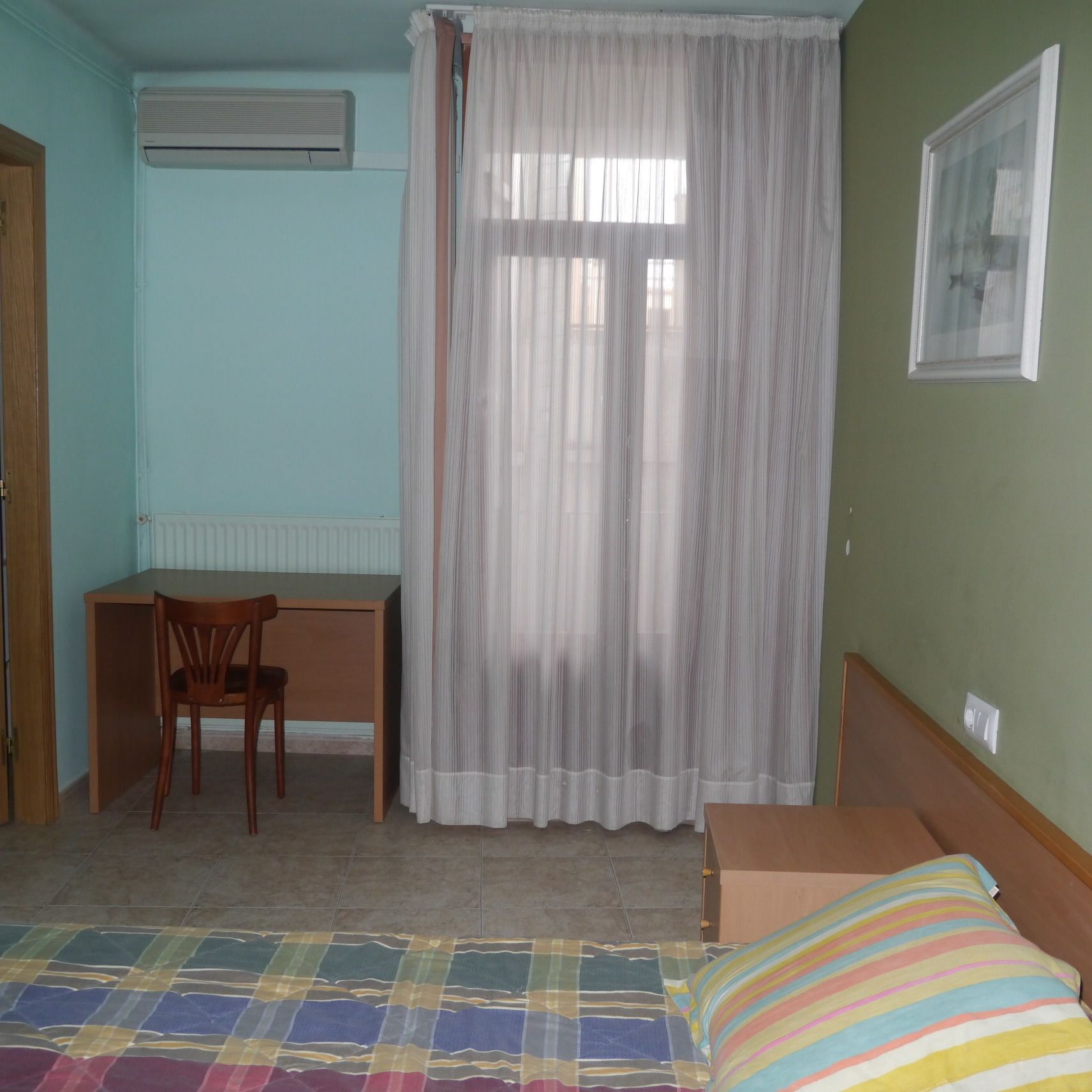 economy double room | desk, blackout curtains, soundproofing, iron/ironing board