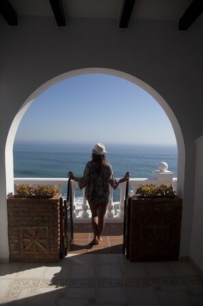 Habitación doble, vistas al mar | Balcón