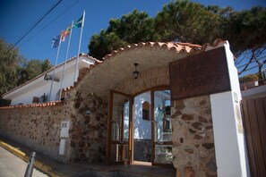 Entrada al alojamiento