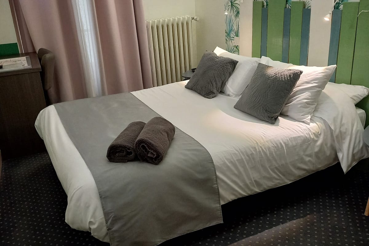 double room | 1 bedroom, premium bedding, individually decorated