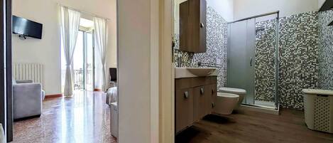Classic Quadruple Room | 1 bedroom, premium bedding, desk, soundproofing