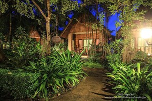 Property grounds - Saplaisuan Resort (U Thong)