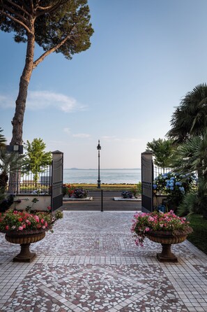 Lake view - Hotel Holiday (Bolsena)