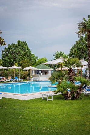 Piscina stagionale all'aperto