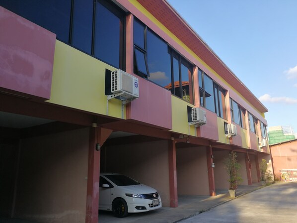 Free self-parking